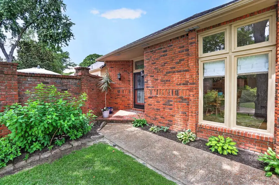 7763 HUNTERS RUN DR, Germantown, TN 38138 - #2