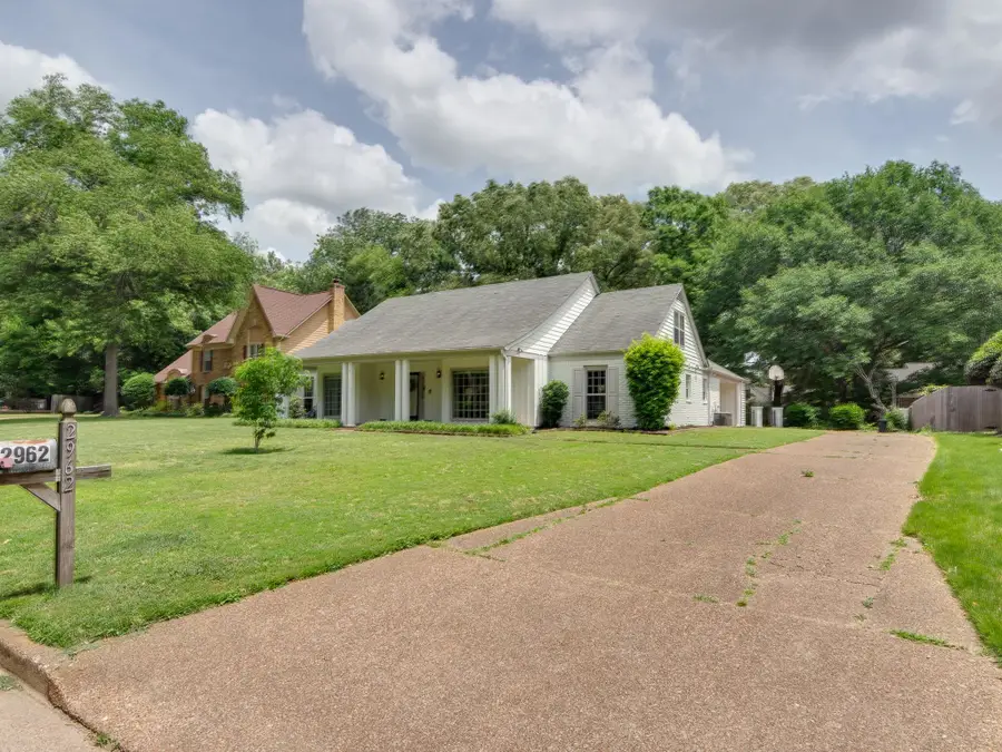 2962 PANGBOURNE CV, Germantown, TN 38138 - #3