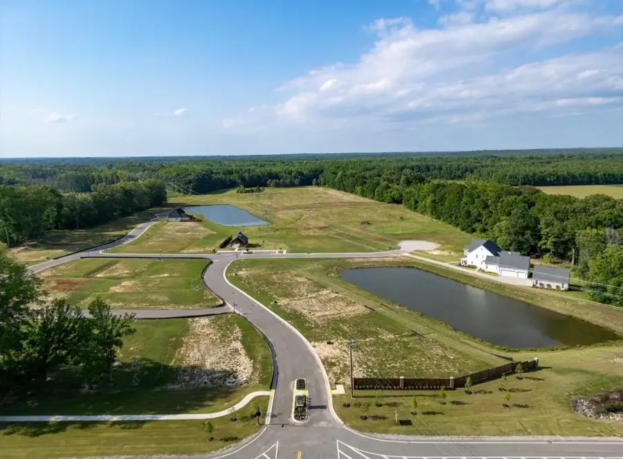 145 CYPRESS BEND CV, Rossville, TN 38066 - #3
