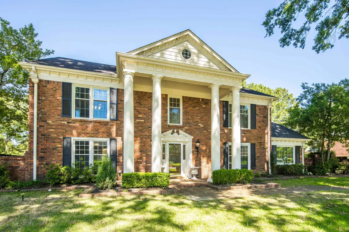 2243 W GLENALDEN DR, Germantown, TN 38139 - #1