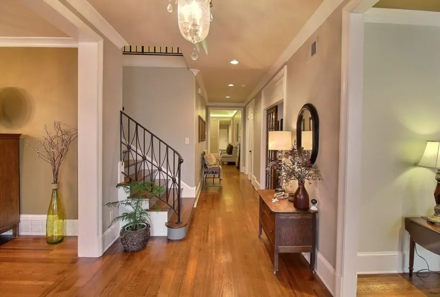 1878 ENCLAVE HOLLOW LN E, Germantown, TN 38139 - #3