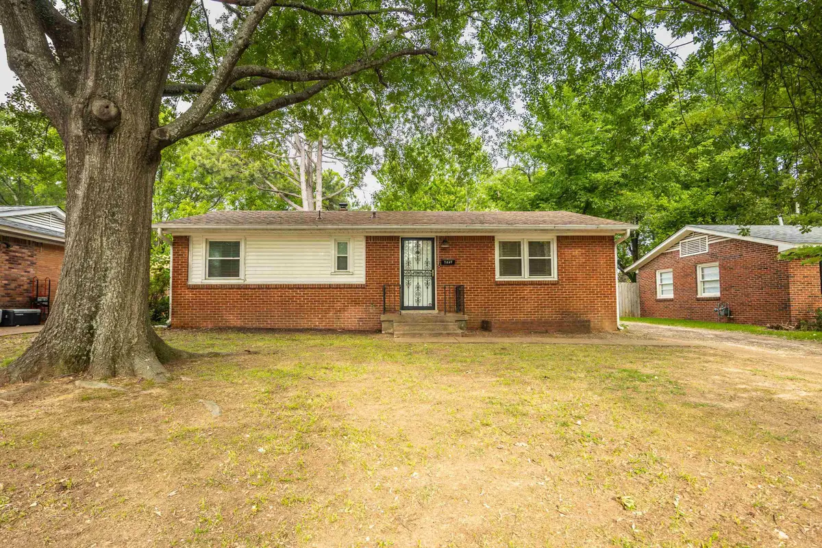1231 S WHITE STATION RD, Memphis, TN 38117 - #1