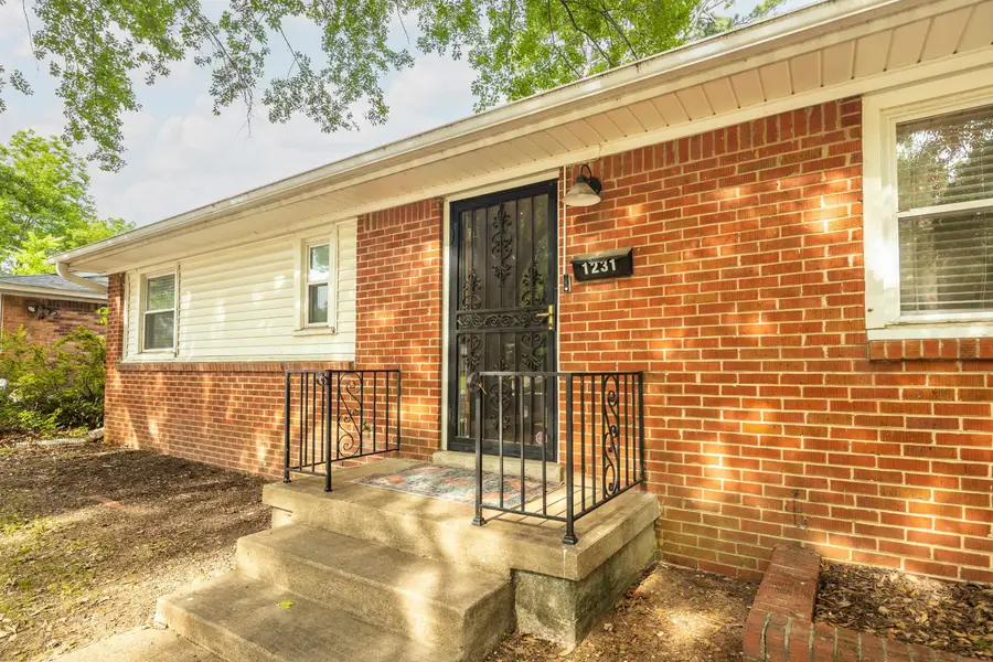 1231 S WHITE STATION RD, Memphis, TN 38117 - #3