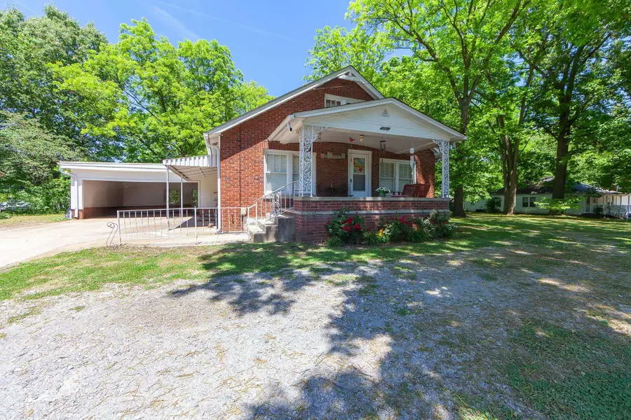 1002 TUCKER ST, Dyersburg, TN 38024 - #3