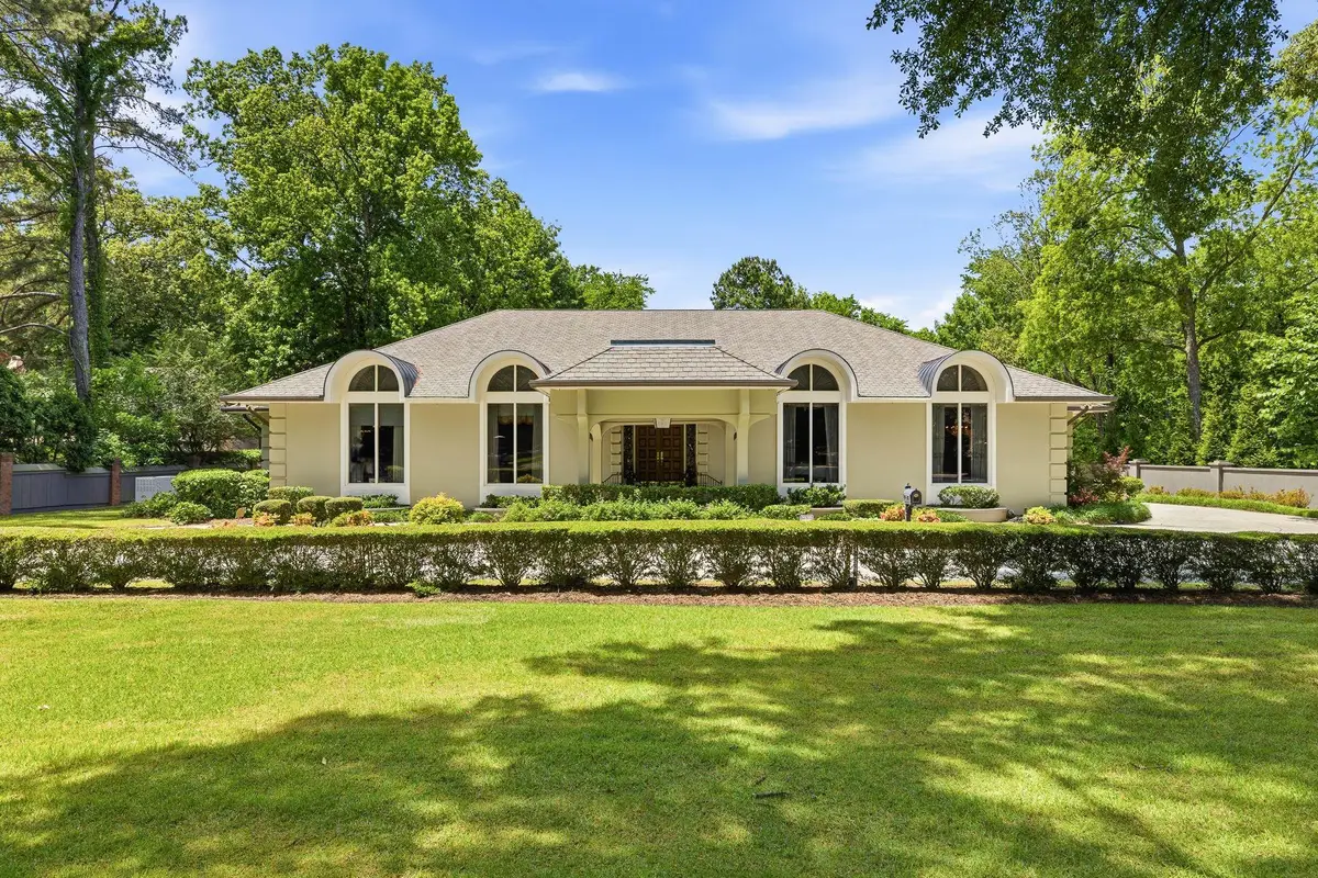 425 SWEETBRIER RD, Memphis, TN 38120 - #1