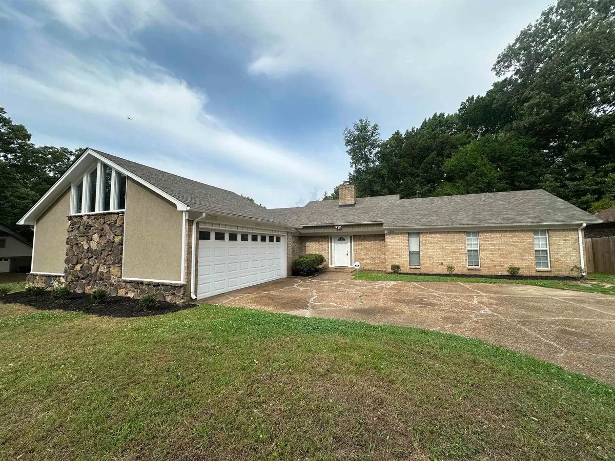 2295 CARROLLWOOD LN, Cordova, TN 38016 - #1
