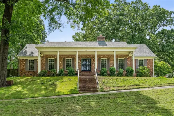 1464 YORKSHIRE DR, Memphis, TN 38119