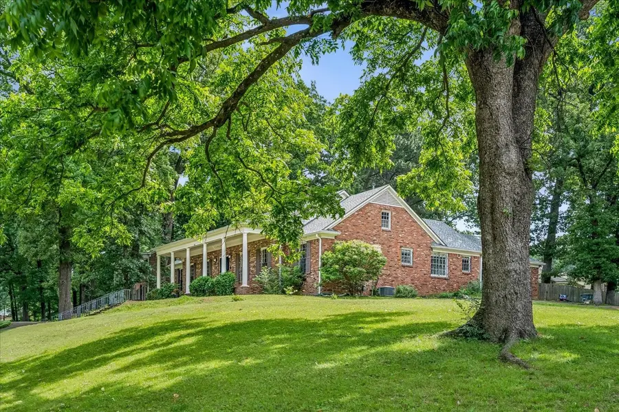1464 YORKSHIRE DR, Memphis, TN 38119 - #3
