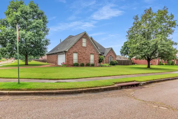 5185 HARE CREEK CV, Bartlett, TN 38002