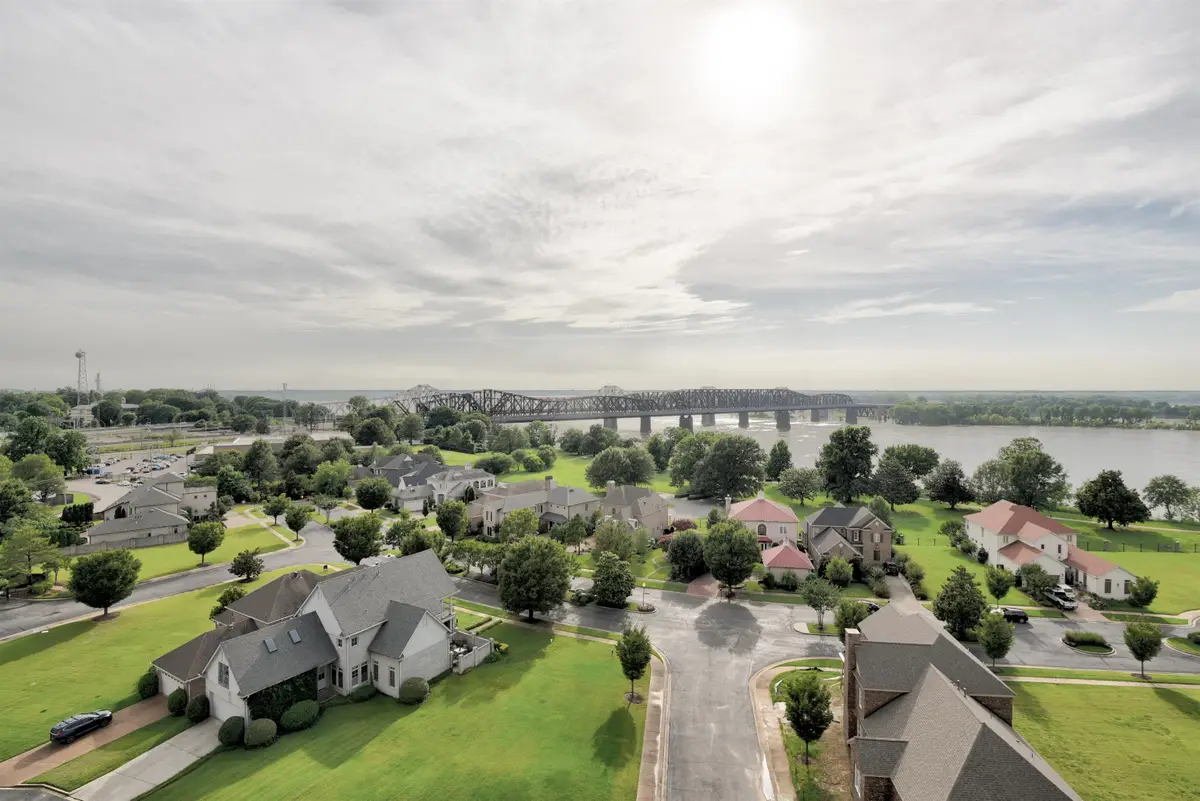 717 RIVERSIDE DR #904, Memphis, TN 38103 - #1
