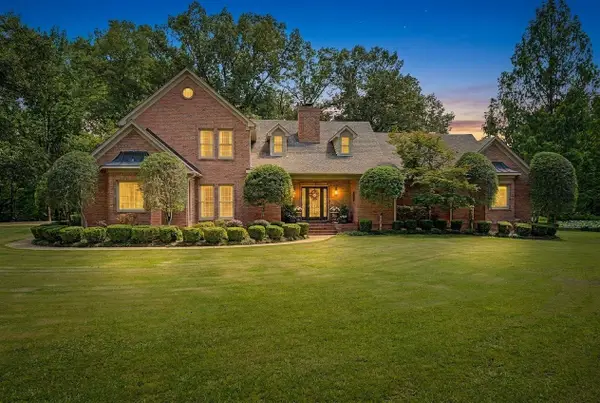11403 COUNTRY FOREST CV, Collierville, TN 38017