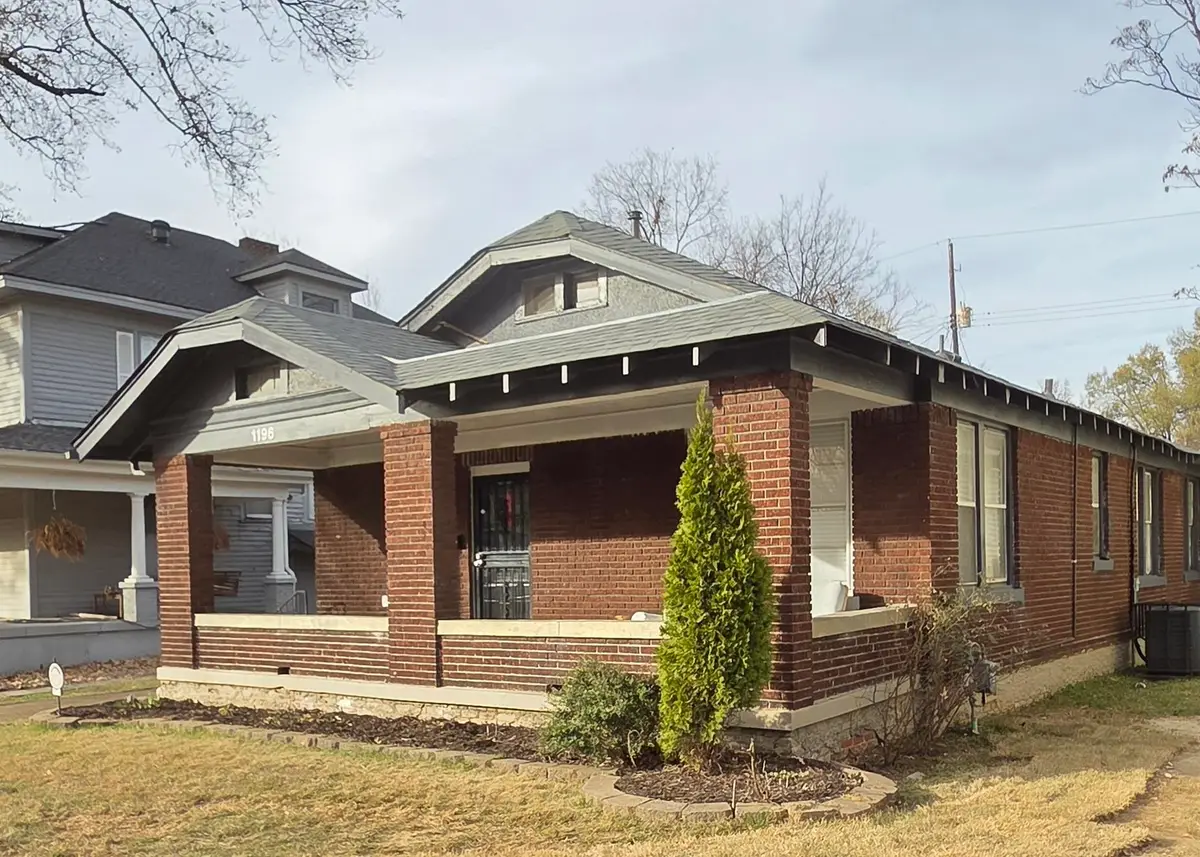 1196 CENTRAL AVE, Memphis, TN 38104 - #1