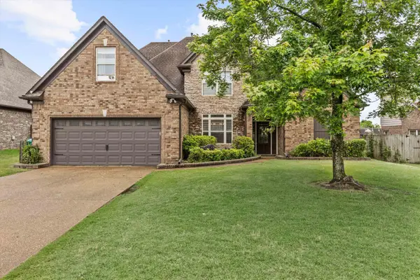 210 WHISPERING MEADOWS DR, Oakland, TN 38060