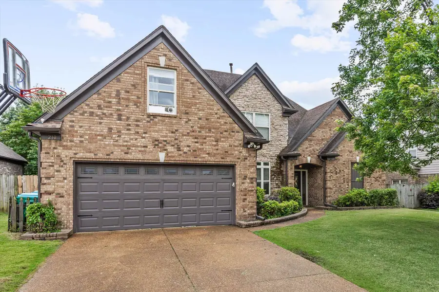 210 WHISPERING MEADOWS DR, Oakland, TN 38060 - #2