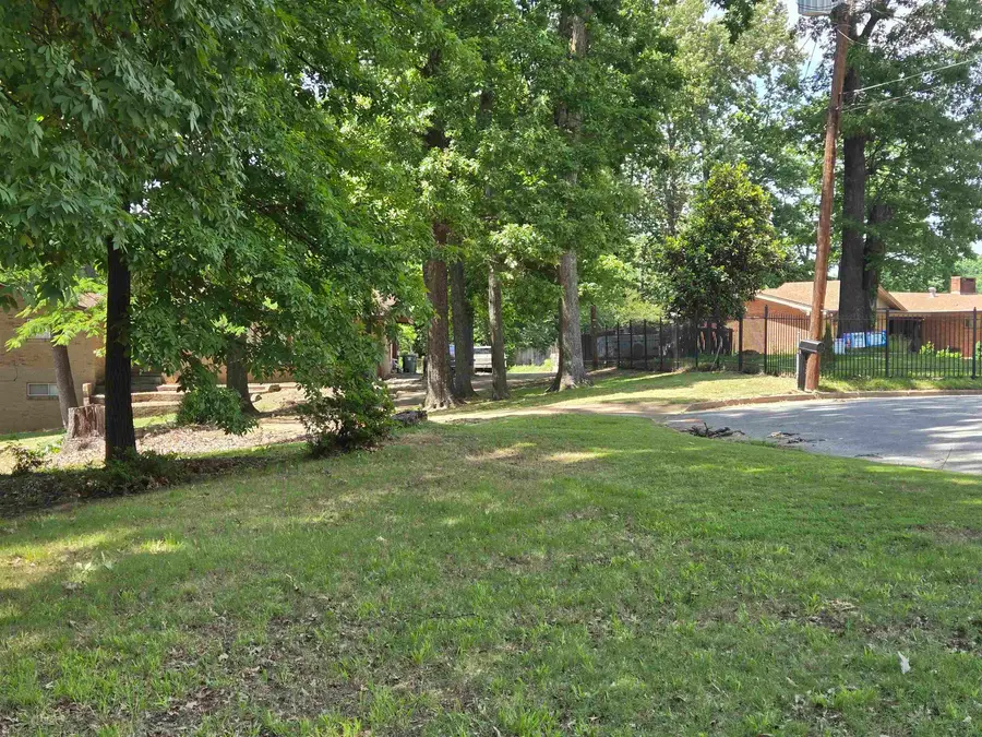 4664 CLEARWATER DR, Memphis, TN 38128 - #2