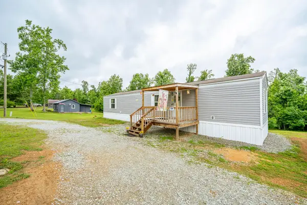 3275 GLENDALE RD, Adamsville, TN 38310