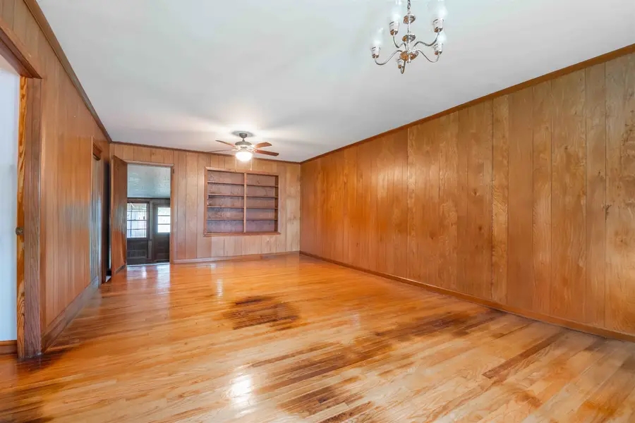 1037 W END ST, Bolivar, TN 38008-2424 - #3