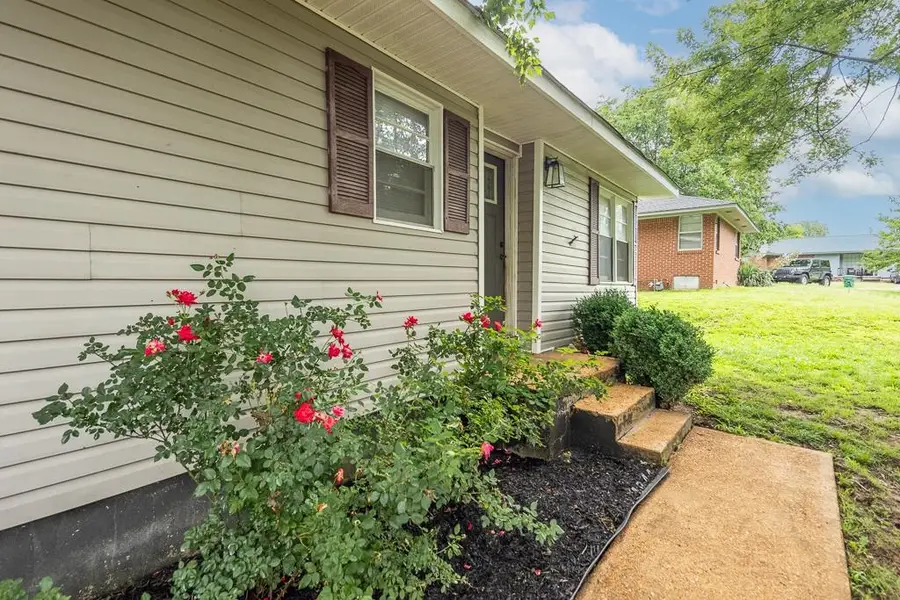 30 CENTER AVE, Munford, TN 38058 - #3