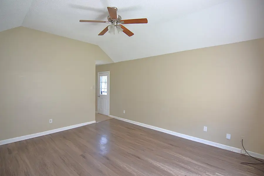 2512 PARKVIEW DR, Memphis, TN 38128 - #3