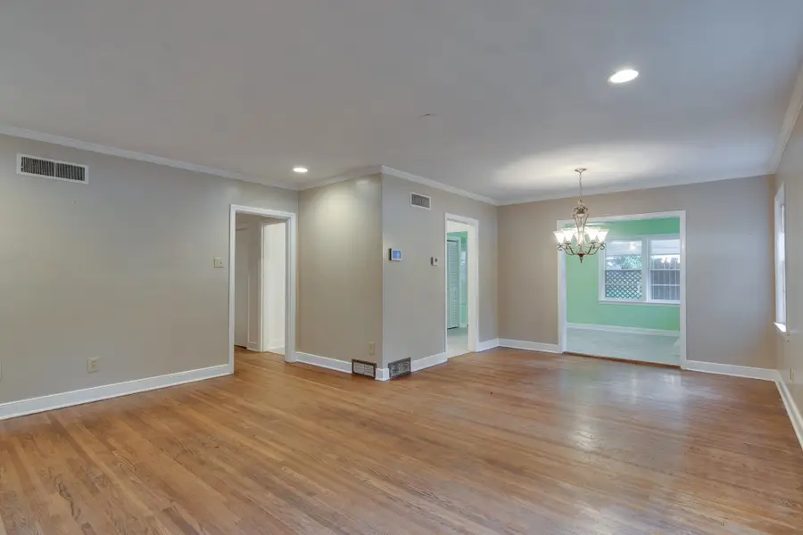1134 DEARING RD, Memphis, TN 38117 - #2
