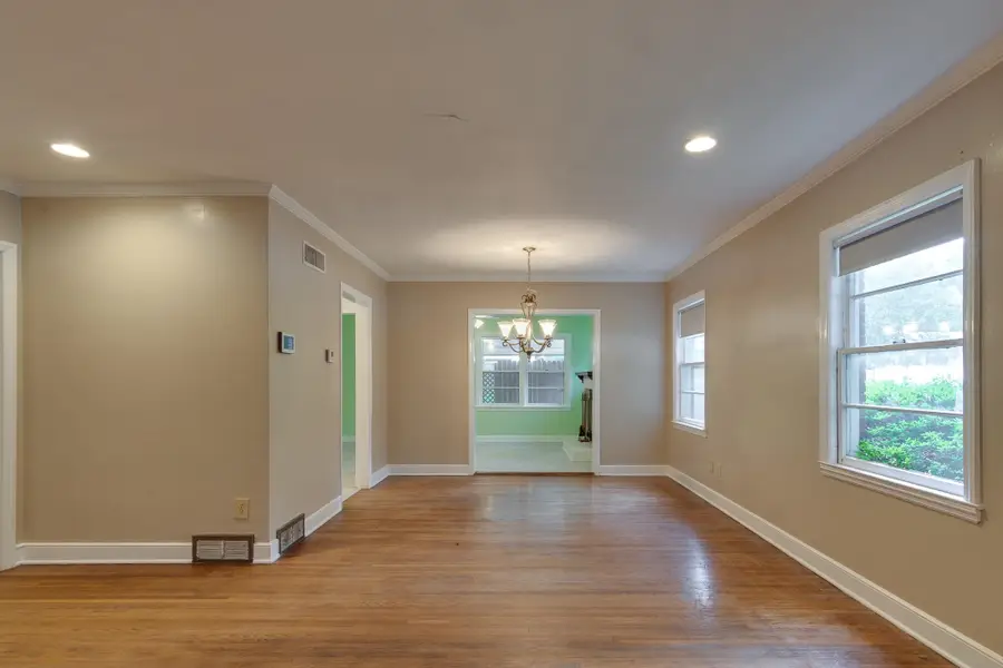 1134 DEARING RD, Memphis, TN 38117 - #3
