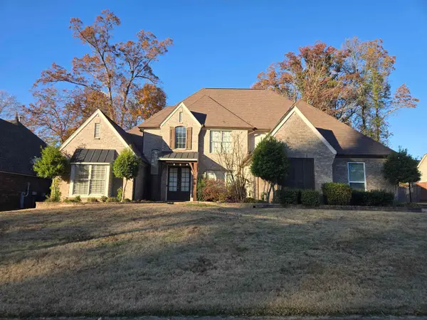 8280 REBECCA WOODS DR, Bartlett, TN 38002