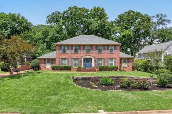 7360 MAGNOLIA RIDGE DR, Germantown, TN 38138