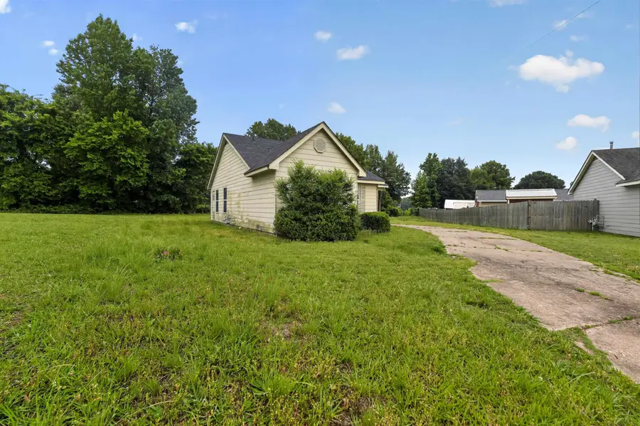 37 NEW HAVEN CV, Mason, TN 38049 - #3