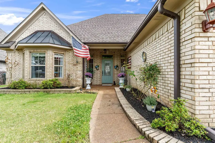 310 WHISPERING MEADOWS DR, Oakland, TN 38060 - #2