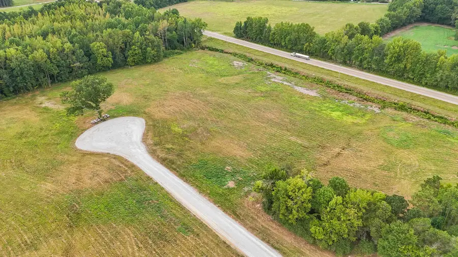 641 HWY N, Holladay, TN 38341 - #3