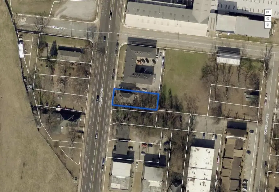 426 N BELLEVUE BLVD, Memphis, TN 38105 - #2