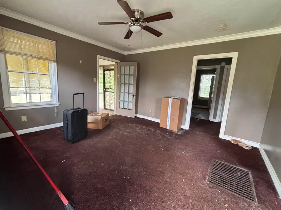 2863 CREST AVE, Memphis, TN 38112 - #2
