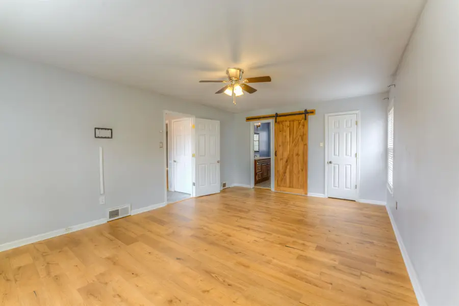 2110 WOODSIDE DR, Germantown, TN 38138 - #3