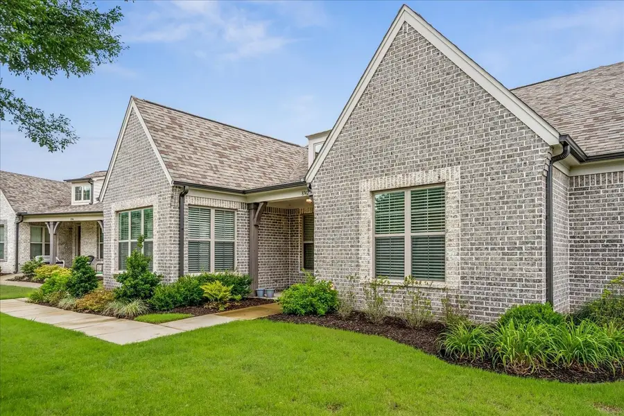 8742 BEDFORDSHIRE DR, Bartlett, TN 38133 - #2