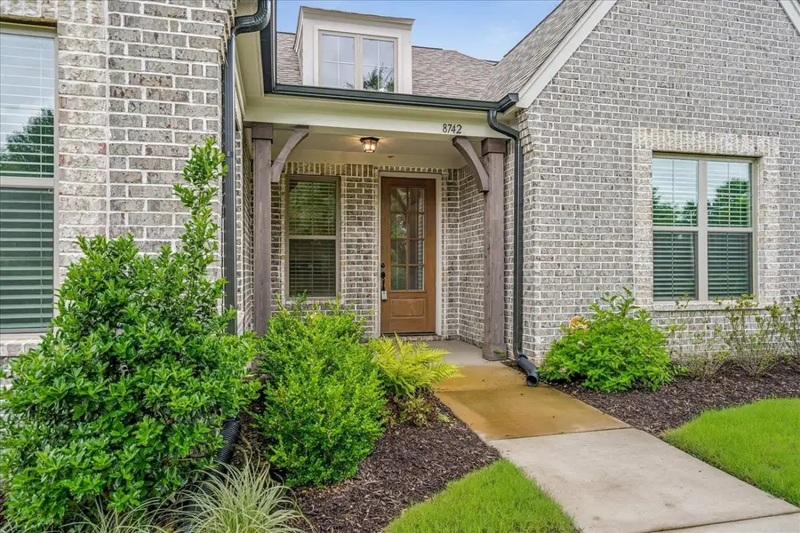 8742 BEDFORDSHIRE DR, Bartlett, TN 38133 - #3