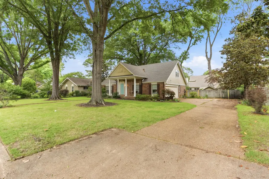 7160 BLUE GRASS LN, Germantown, TN 38138 - #2