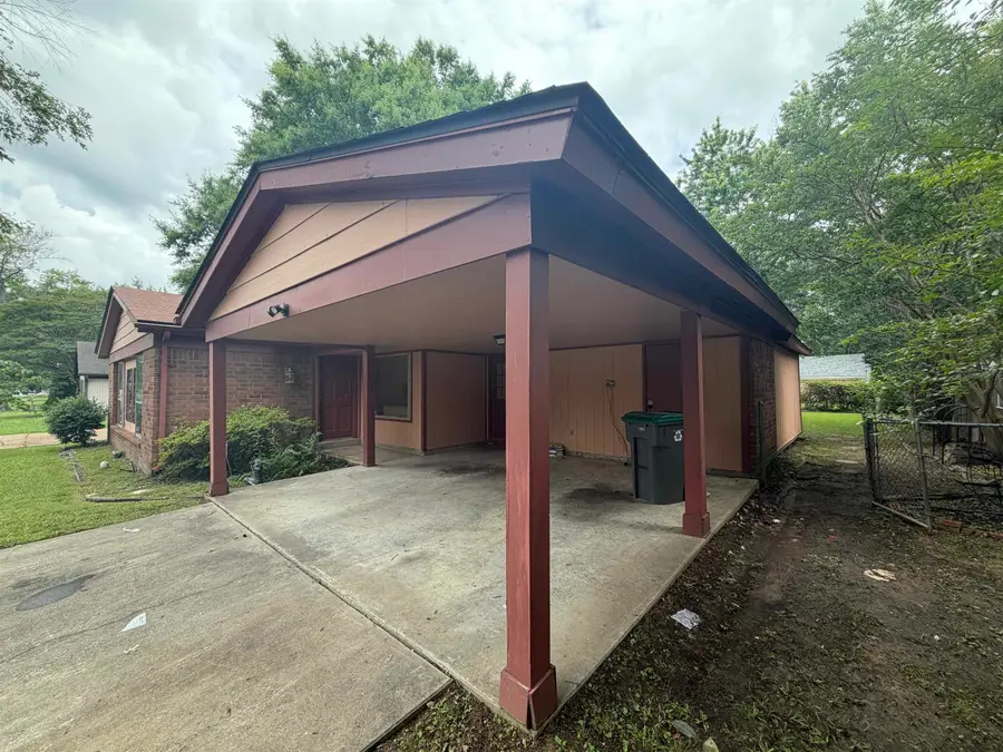 7070 HILLSHIRE DR, Memphis, TN 38133 - #3