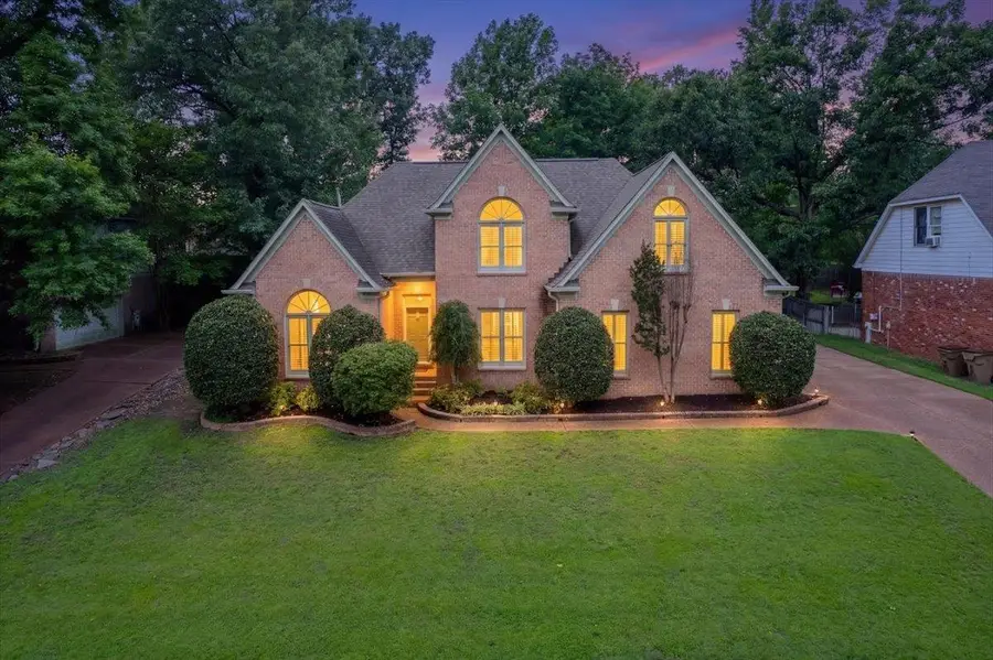 215 LEAF TRAIL CT, Cordova, TN 38018 - #2