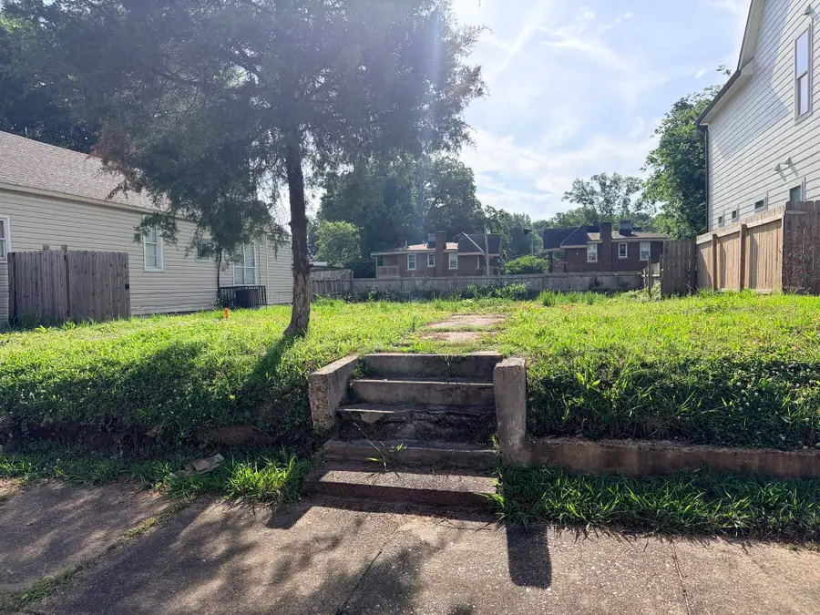 132 ANGELUS ST, Memphis, TN 38104 - #3
