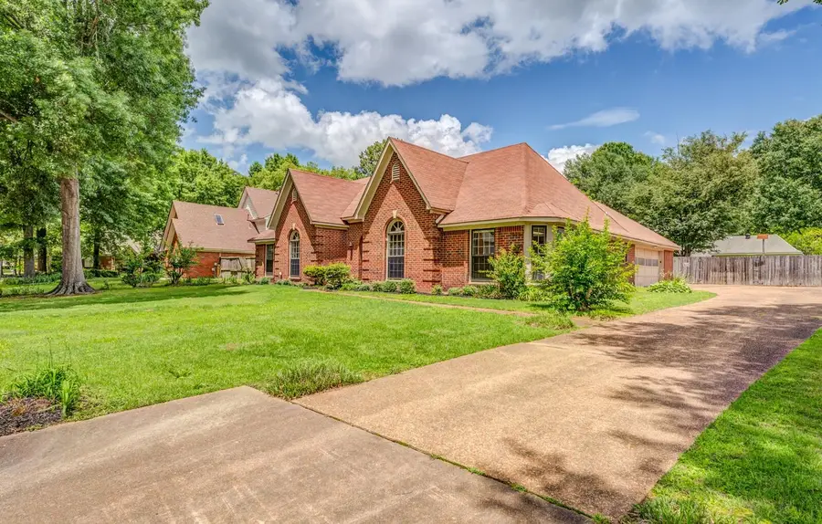 8198 WALNUT CREEK RD, Cordova, TN 38018 - #2