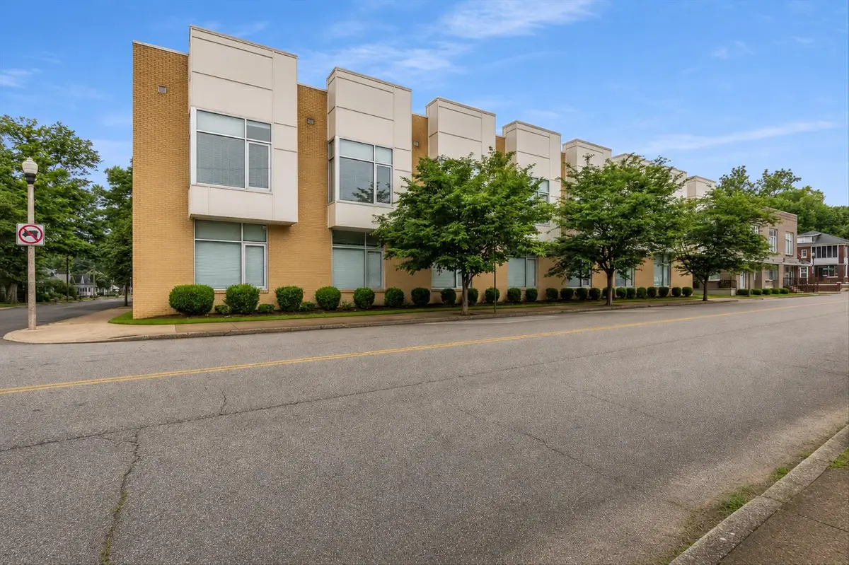 2263 YOUNG AVE #204, Memphis, TN 38104 - #1
