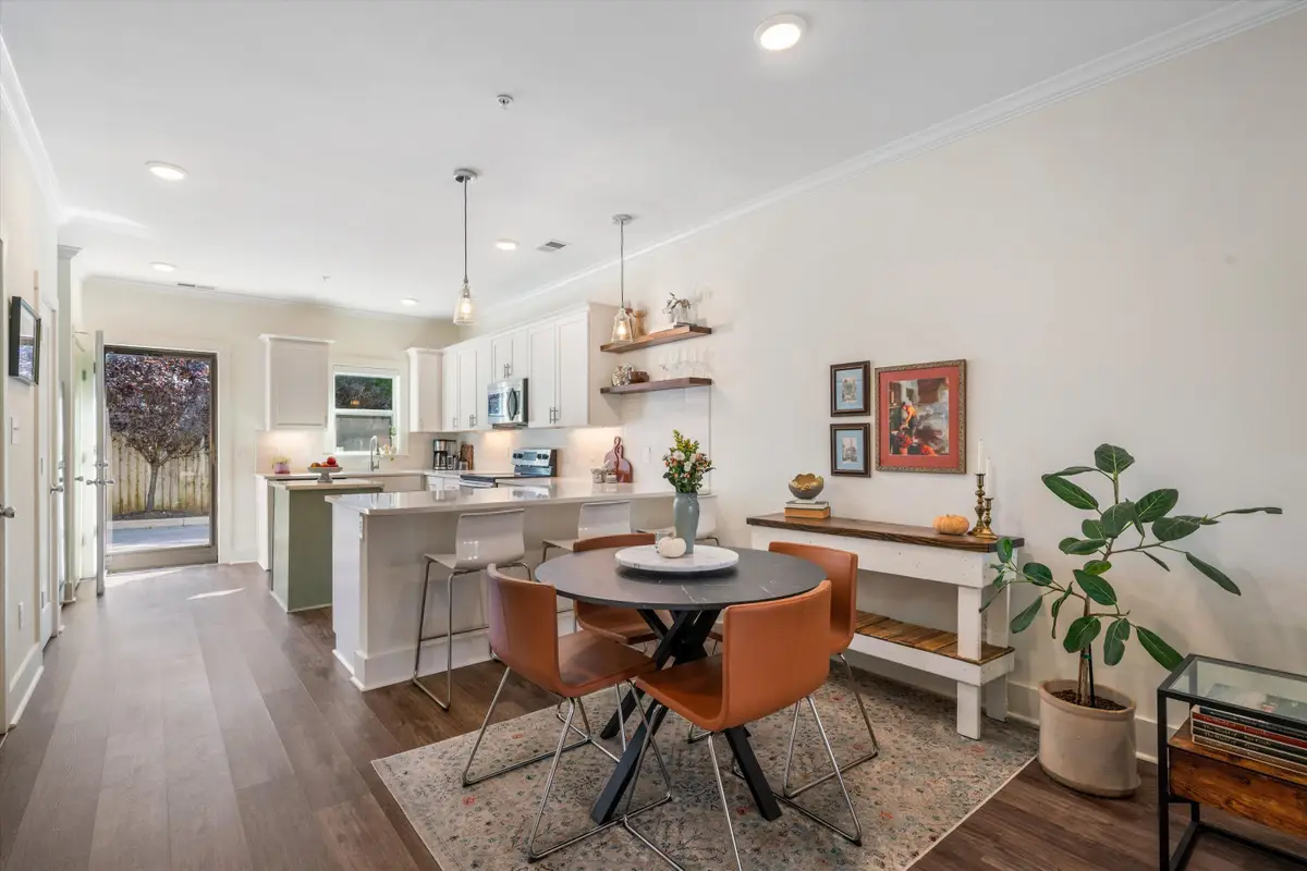 1625 MONROE AVE #4, Memphis, TN 38104 - #1
