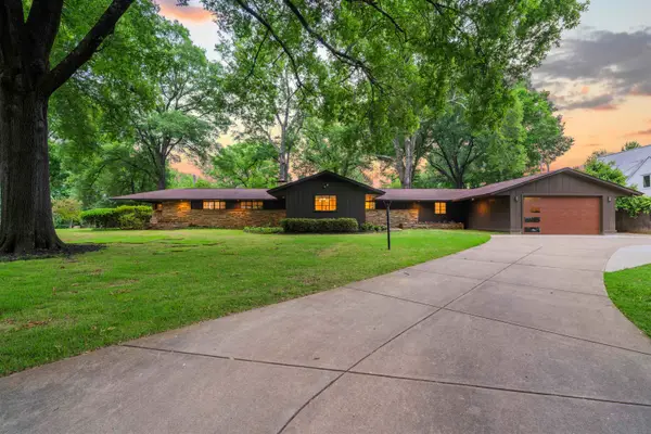 319 ST NICK DR, Memphis, TN 38117