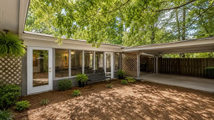 7021 GLENEAGLES DR, Memphis, TN 38141 - #2