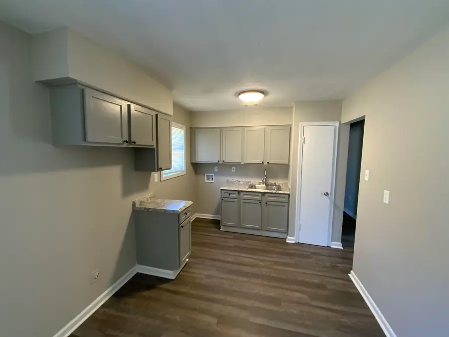 4301 UNIVERSITY ST, Memphis, TN 38127 - #3