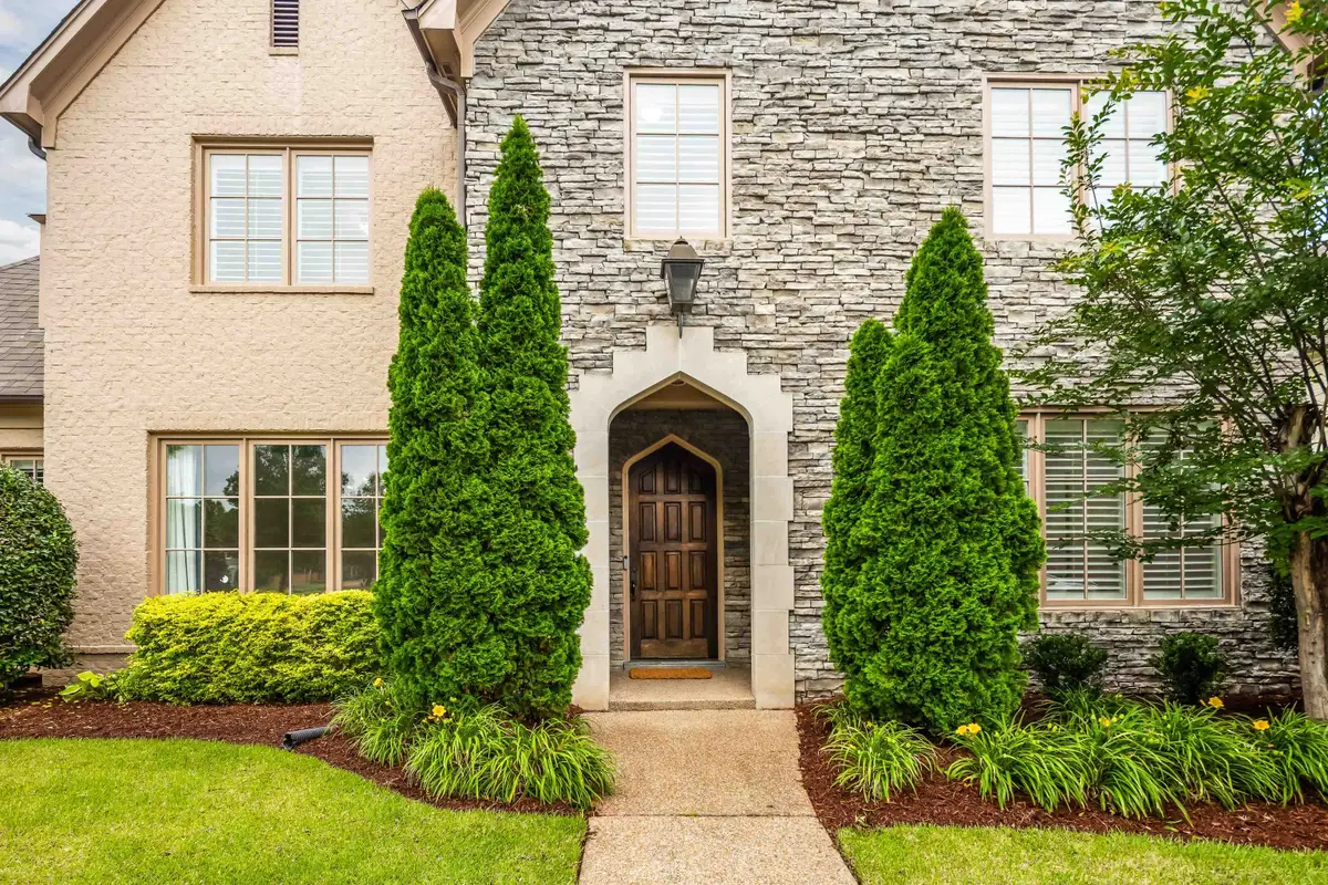 9285 ENCLAVE GREEN LN E, Germantown, TN 38139 - #1
