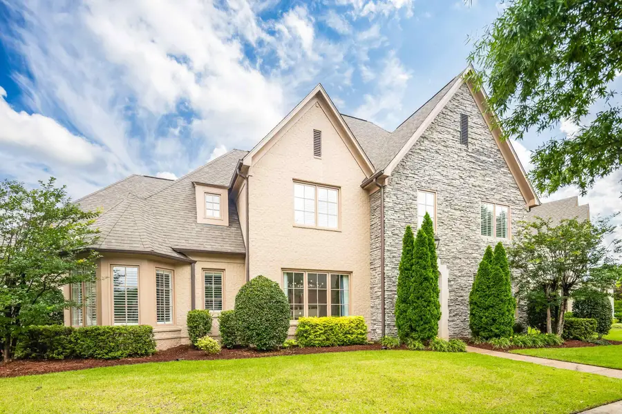 9285 ENCLAVE GREEN LN E, Germantown, TN 38139 - #2