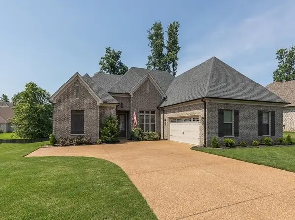 190 LAUREL GLEN DR, Oakland, TN 38060