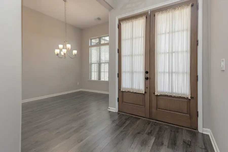 190 LAUREL GLEN DR, Oakland, TN 38060 - #3