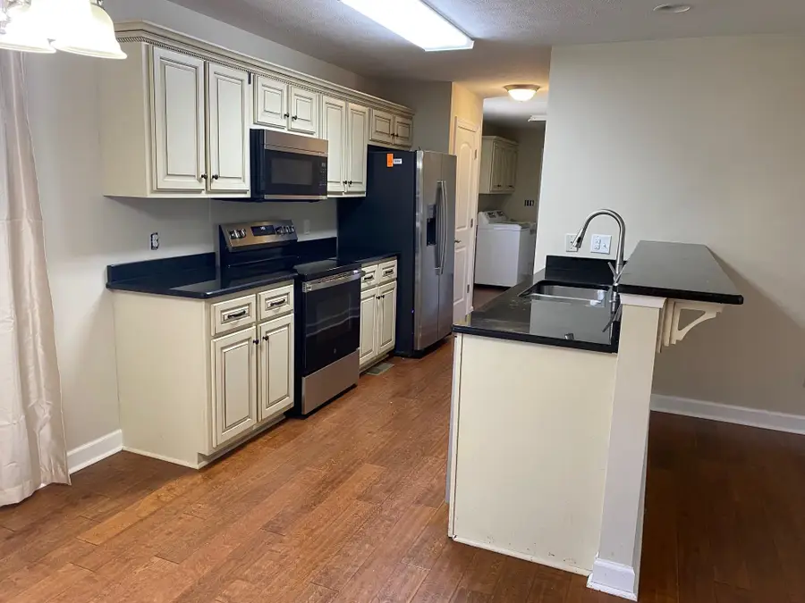 90 WATSON ST, Savannah, TN 38372 - #2